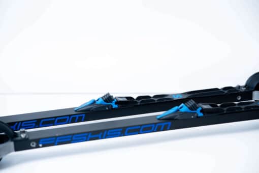 FF-360-Flow-Classic-Sleek-Design FF 360 Flow Classic roller ski showcasing sleek design and performance-driven technology.
