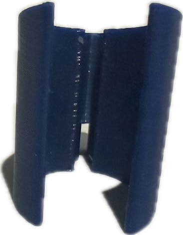 FF Polecontroll Clip in Blue A high-quality blue ff polecontroll clip designed for securing rollerski poles against a white background.